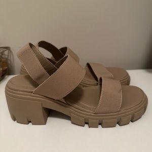 Chunky Madden girl sandals